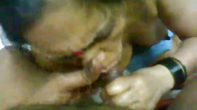 Jakość HD :  Oszałamiająca brunetka zostaje porno filmy z mamuskami ostro zerżnięta w różowych kajdankach Adult XXX videos 