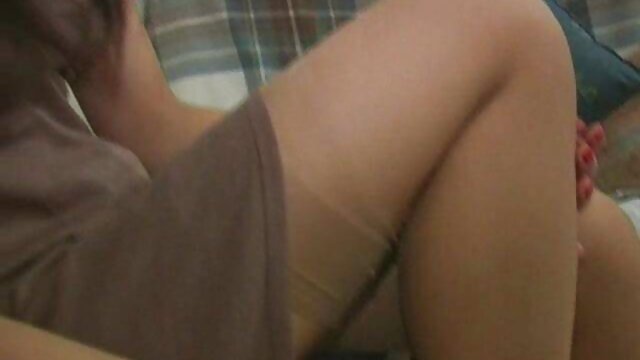 Jakość HD :  Blond dziewczyna używa swojej ulubionej zabawki erotycznej na swojej wilgotnej mamuski darmo cipce Adult XXX videos 