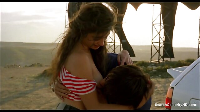 Jakość HD :  Latynoska miód pożera dużego sex mamuski za darmo kutasa na kanapie Adult XXX videos 