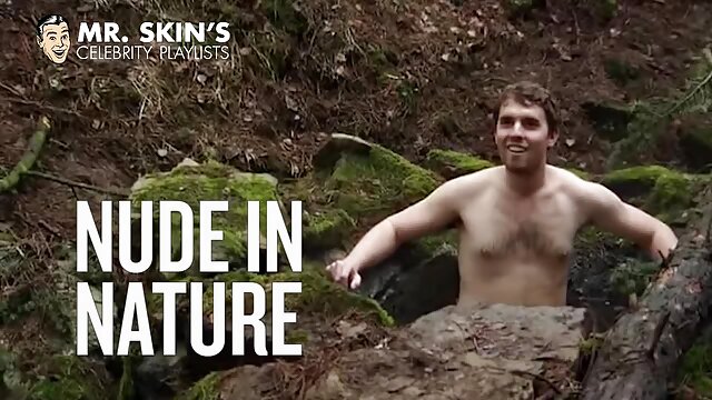 Jakość HD :  Brunetka porno filmiki z mamuskami Desiree Dulce zostaje staranowana przez przystojniaka Adult XXX videos 