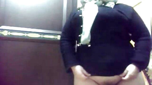 Jakość HD :  Chłopak czuje sex filmy z mamuskami się nieswojo, podczas gdy inny mężczyzna rucha swoją dziewczynę Adult XXX videos 