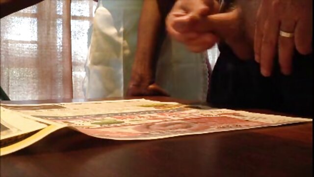 Jakość HD :  Kusząca filmy erotyczne mamuśki blondynka uprawia ostry seks ze swoim partnerem Adult XXX videos 