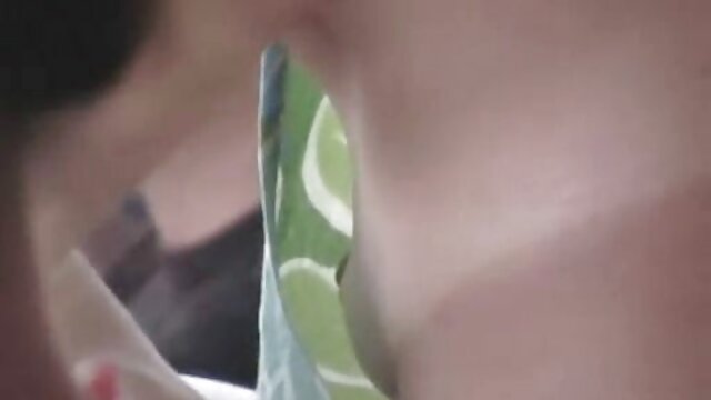 Jakość HD :  Całkowicie naturalna blondynka jest w pełni zaangażowana w dużego czarnego kutasa darmowe filmy porno z mamuskami Adult XXX videos 