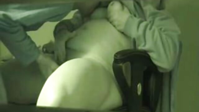 Jakość HD :  Cycata latynoska dziwka uwielbia narzędzie reżysera mamuski darmowe przy basenie Adult XXX videos 