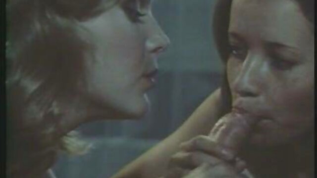 Jakość HD :  Veronica Avluv dostaje dobrze wyposażonego czarnego ogiera do film porno mamuski zabawy Adult XXX videos 