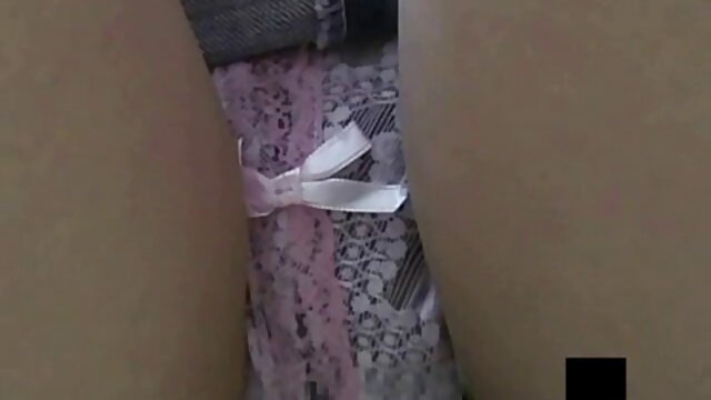 Jakość HD :  Drobna opiekunka ma szybki darmowe filmiki mamuski numerek z chłopakiem w salonie pana Adult XXX videos 