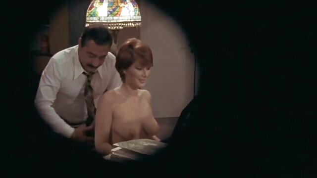 Jakość HD :  Seksowna mamuśka zostaje naprawdę mocno erotyka mamuski wydymana na biurowym stole Adult XXX videos 