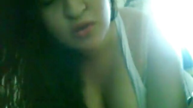 Jakość HD :  Jej umiejętności oralne są dziś wystawiane na próbę przez wielkiego czarnego darmowe sex filmy mamuski mężczyznę Adult XXX videos 